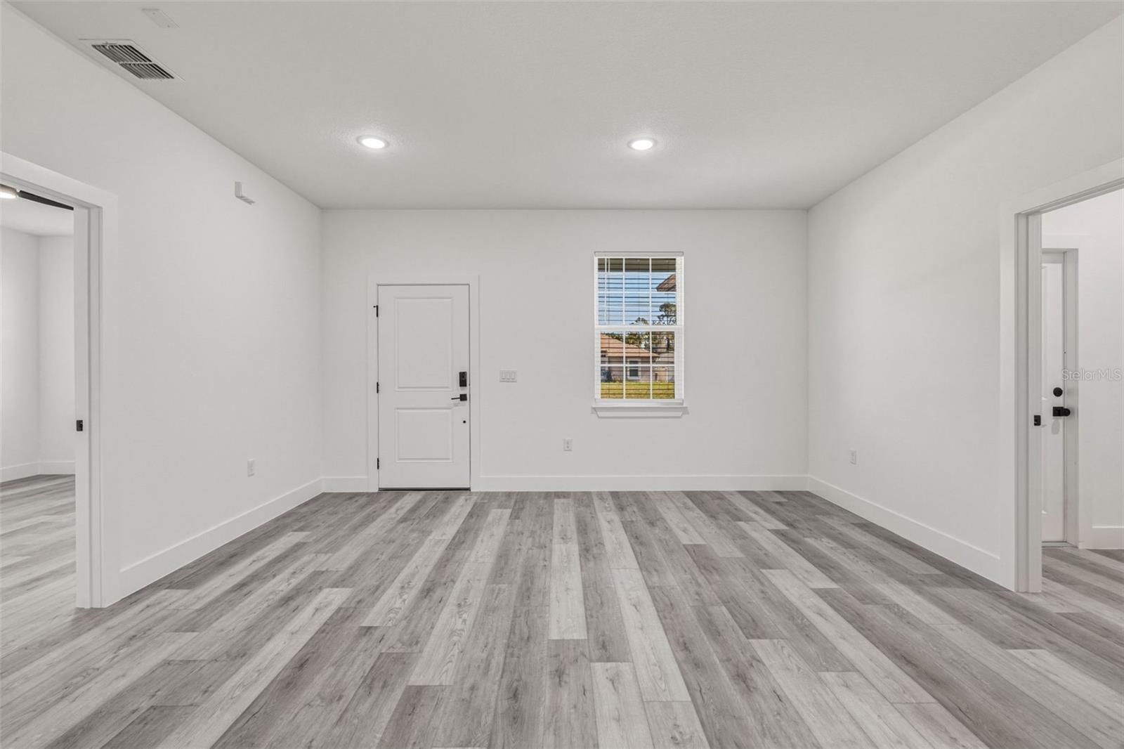 2315 MISTLETO LN — photo 7