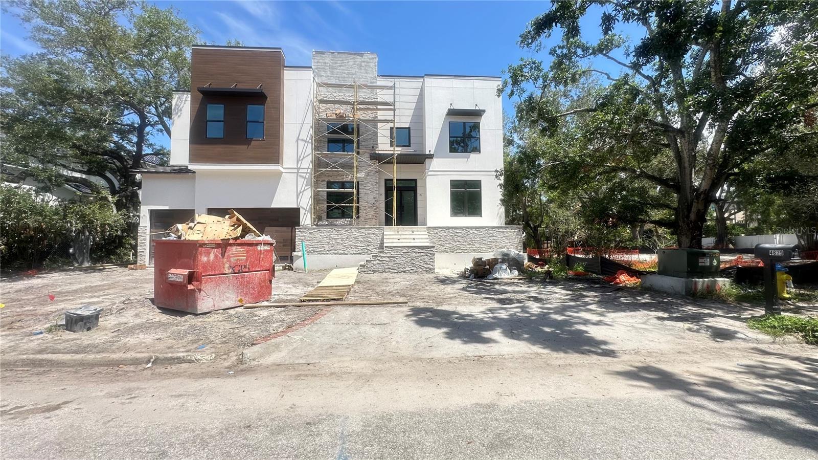 4629 W LONGFELLOW AVE — photo 4