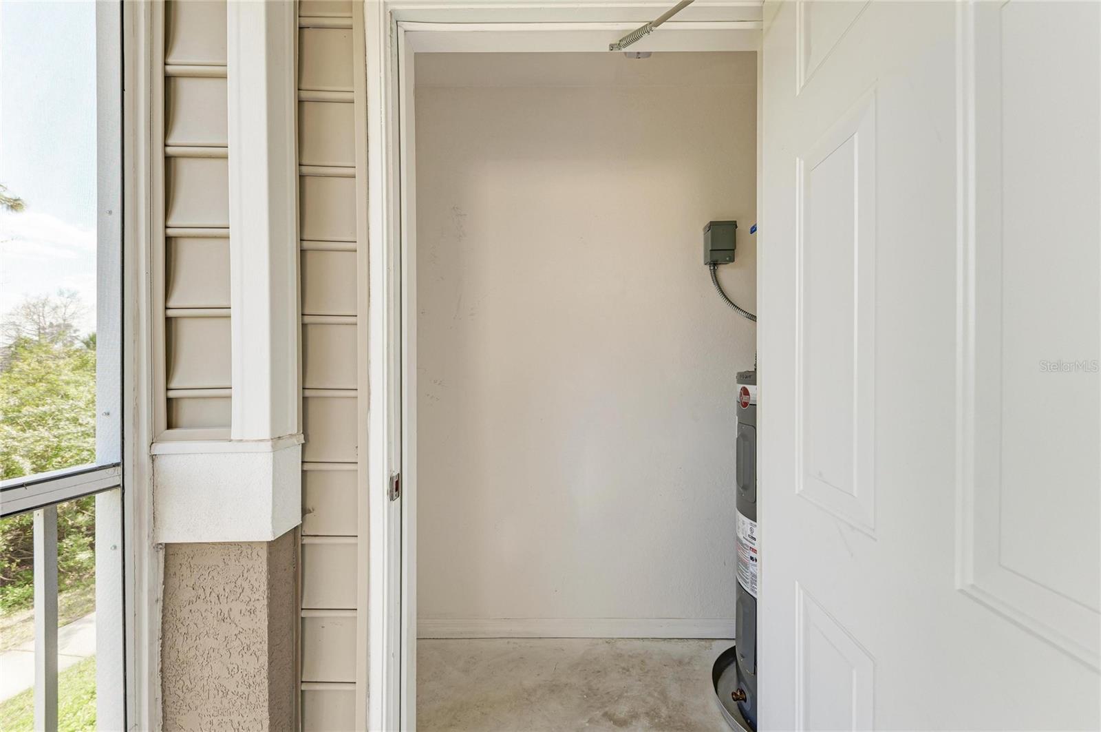 8911 MANOR LOOP #207 — photo 48