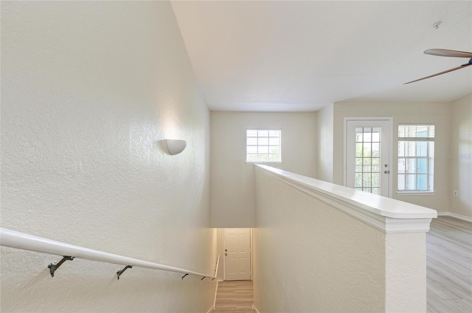 8911 MANOR LOOP #207 — photo 10