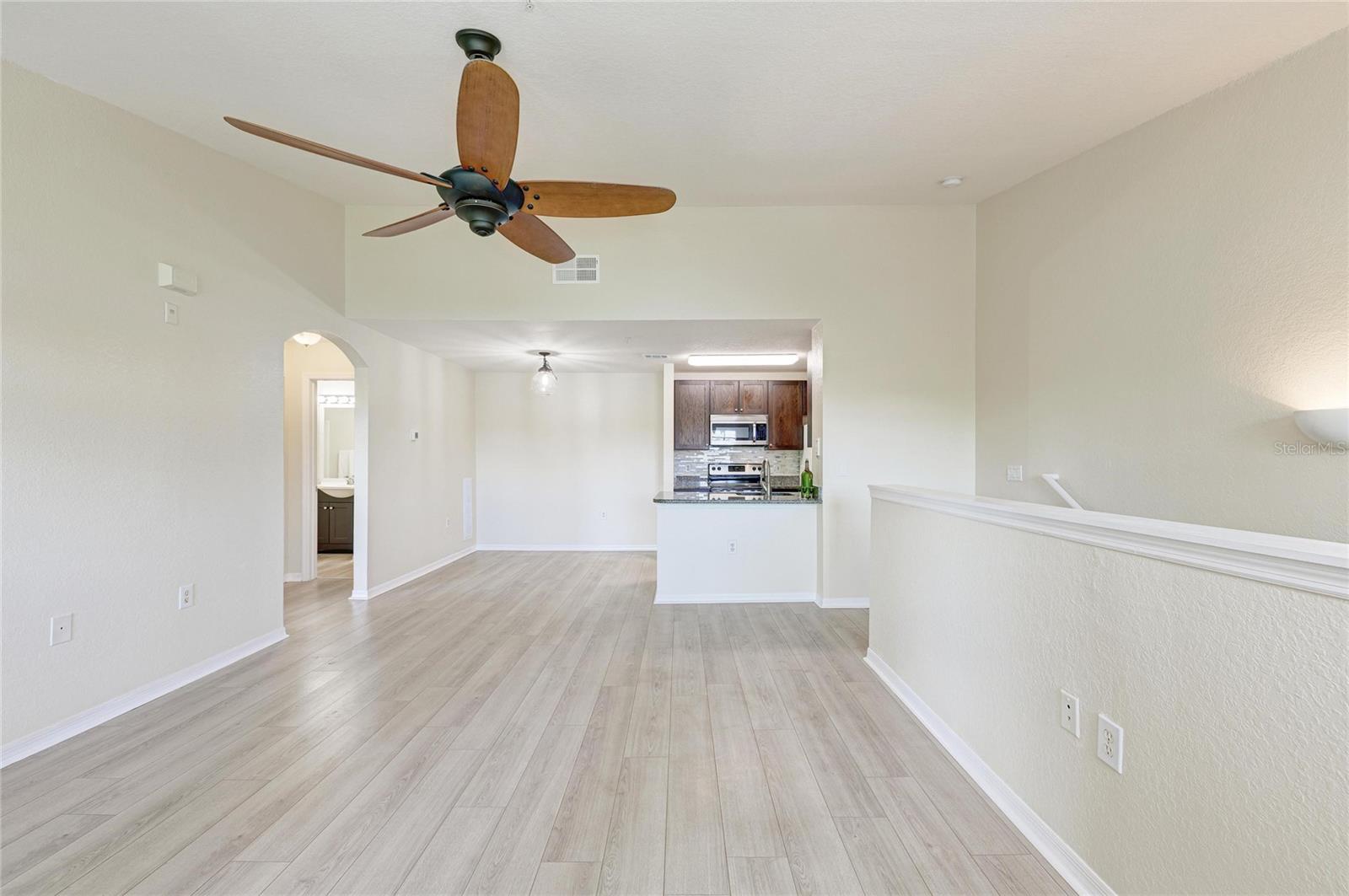 8911 MANOR LOOP #207 — photo 20
