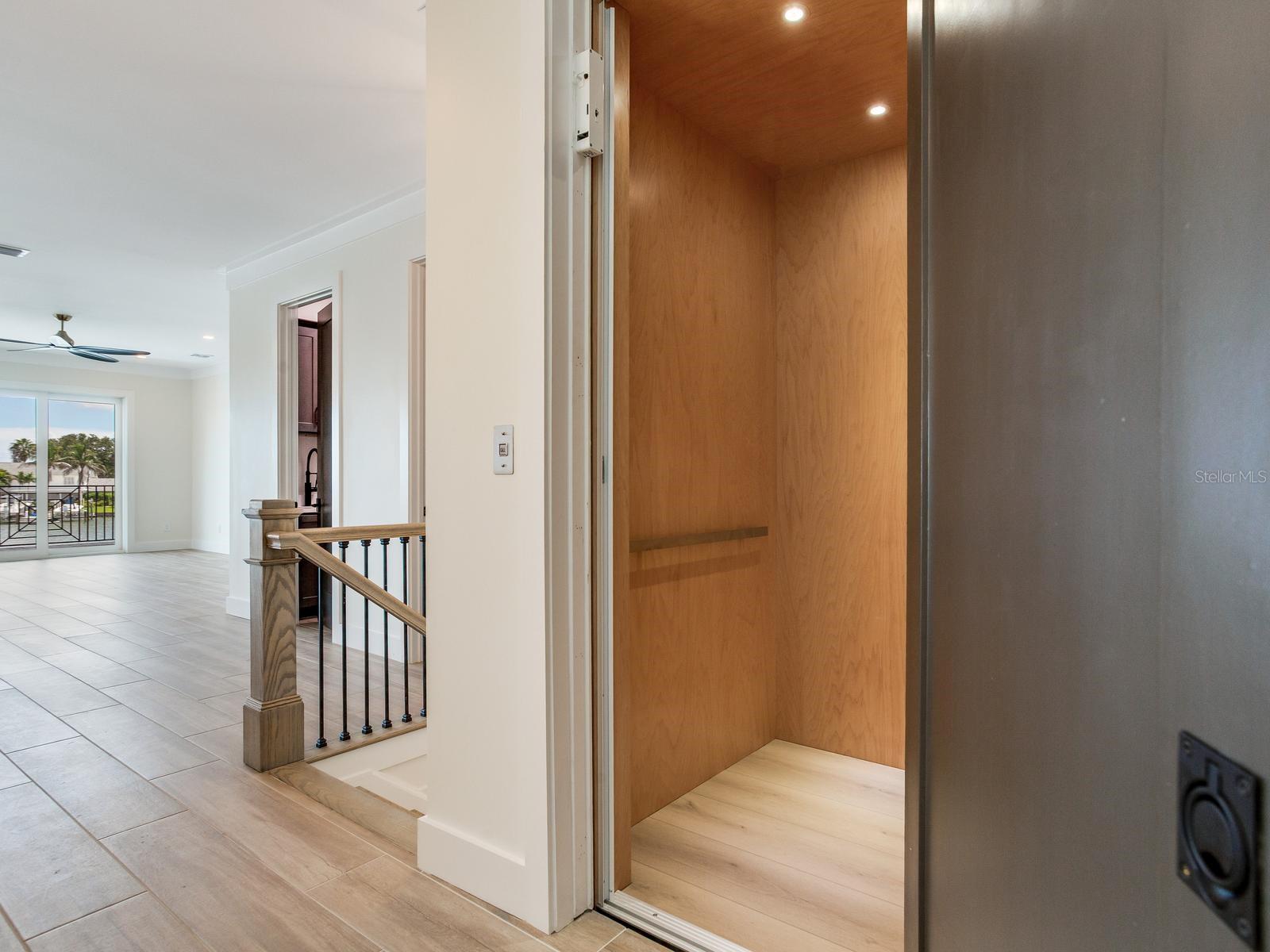 17030 DOLPHIN DR — photo 28