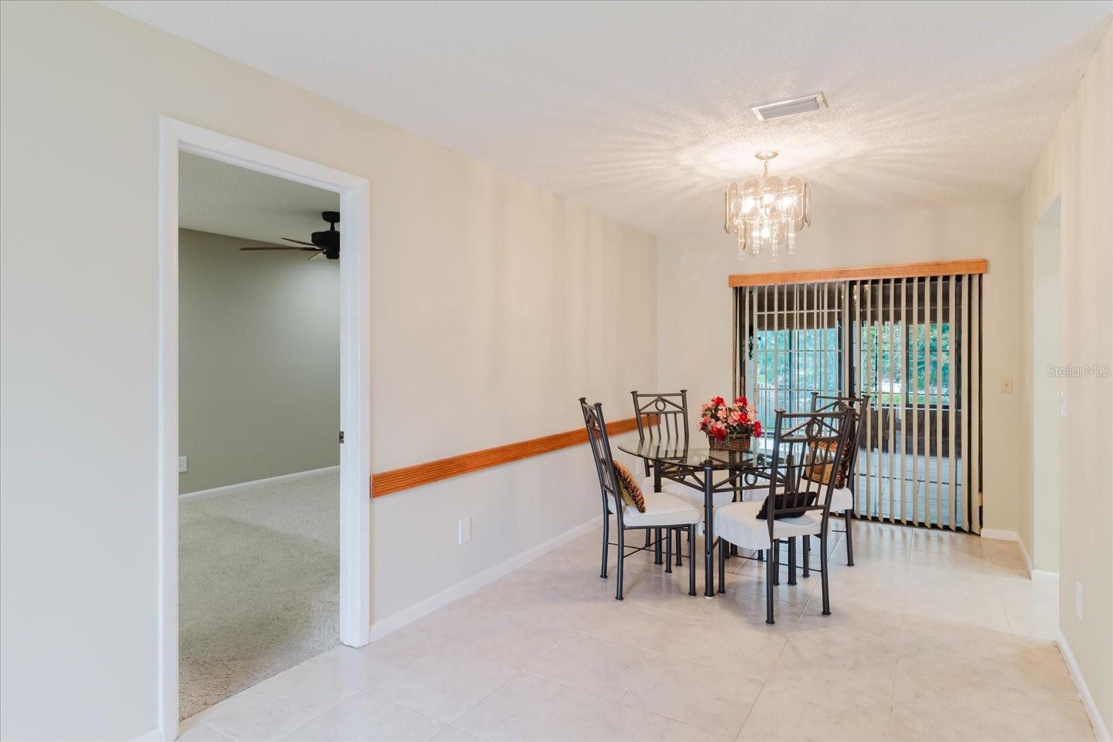 8222 LA SERENA DR — photo 23