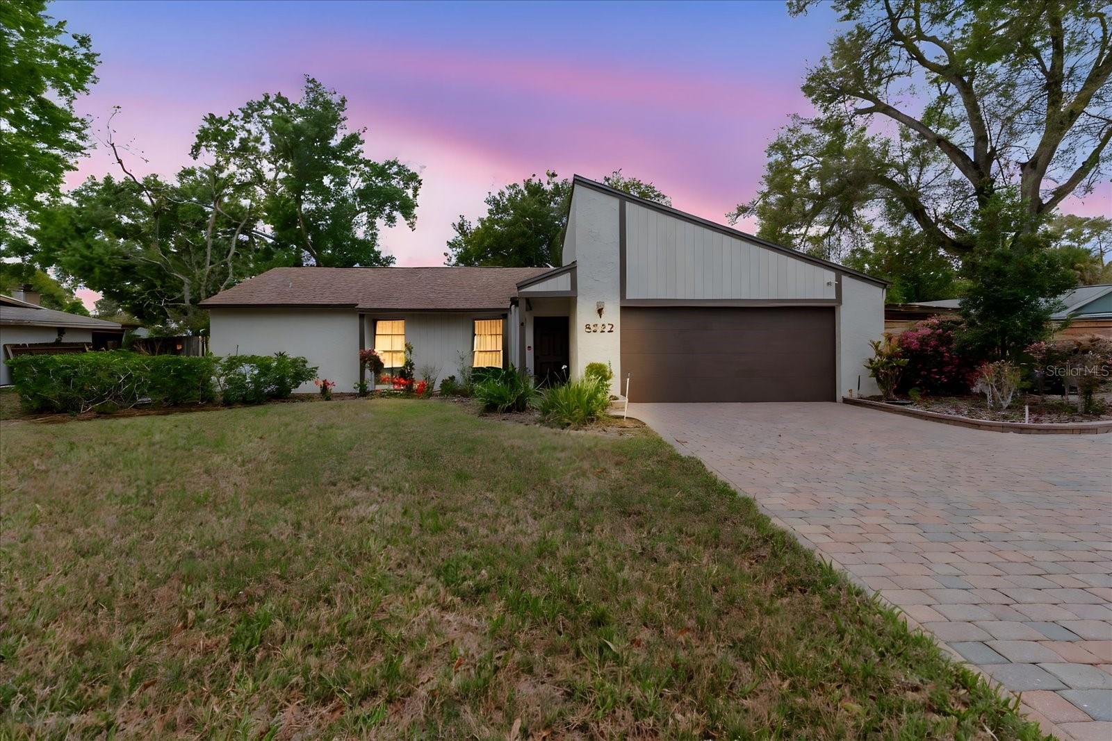 8222 LA SERENA DR — photo 2