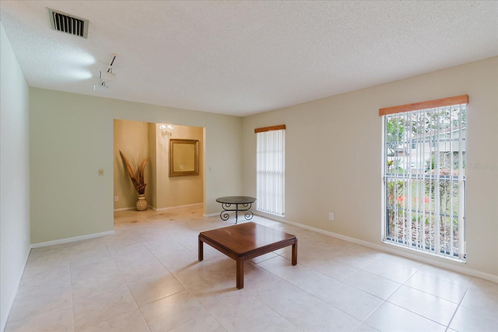 8222 LA SERENA DR — photo 16