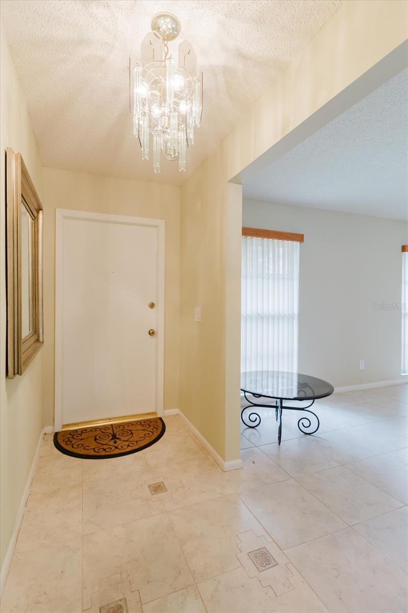 8222 LA SERENA DR — photo 11