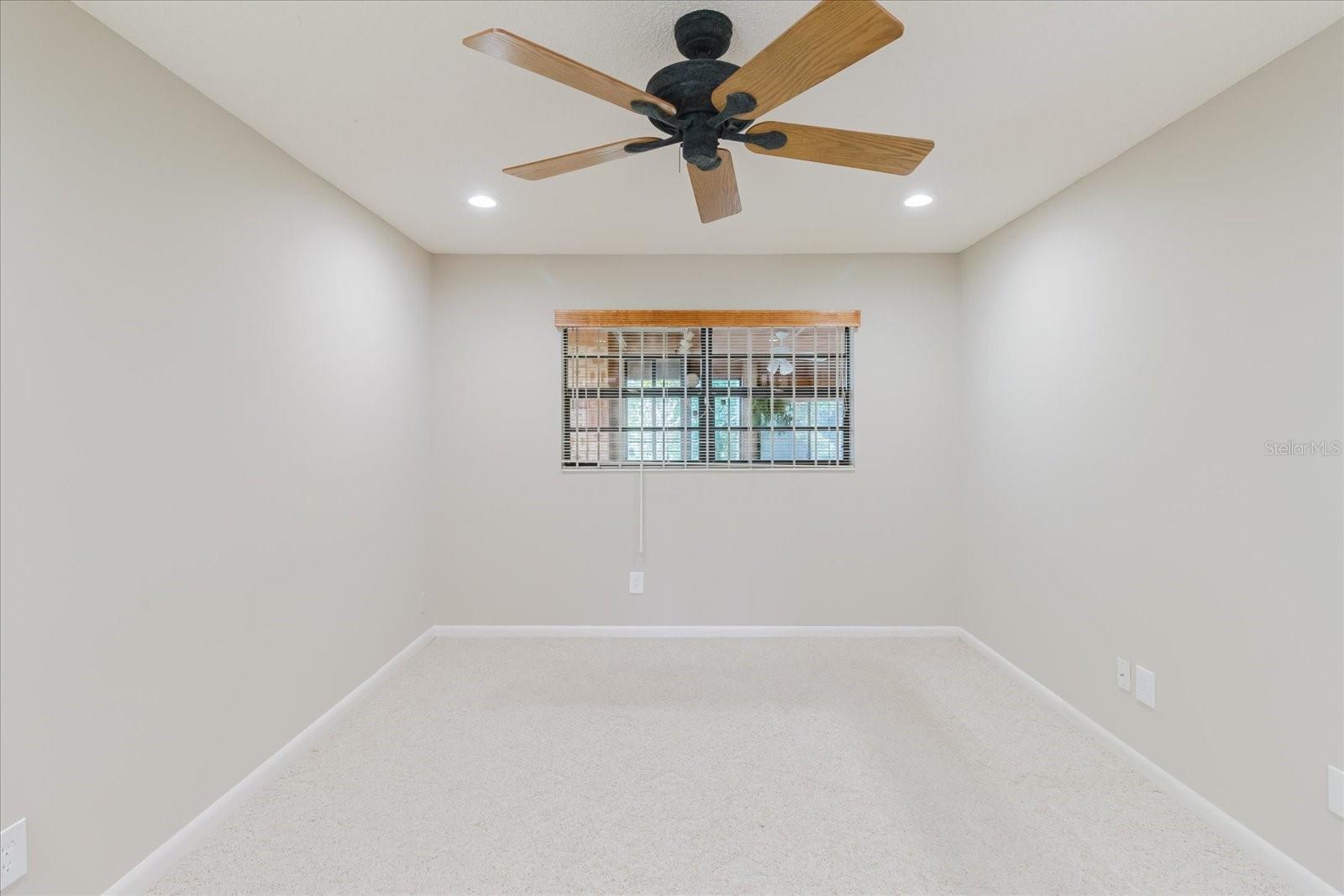 8222 LA SERENA DR — photo 44