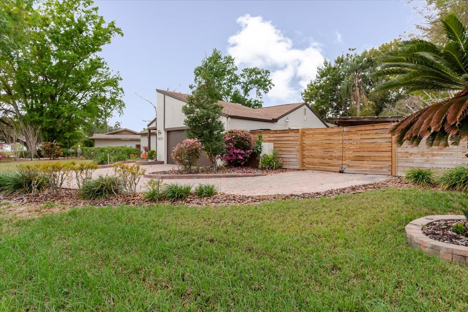 8222 LA SERENA DR — photo 6