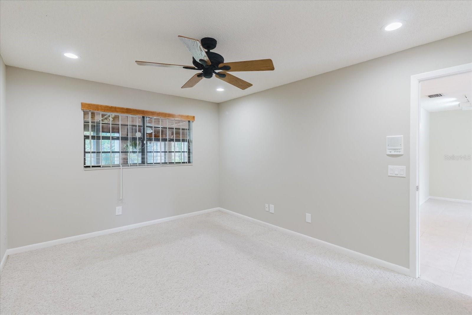 8222 LA SERENA DR — photo 40