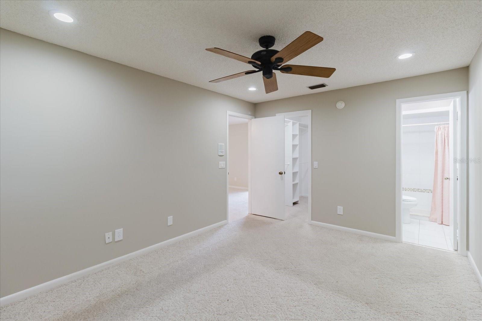 8222 LA SERENA DR — photo 41