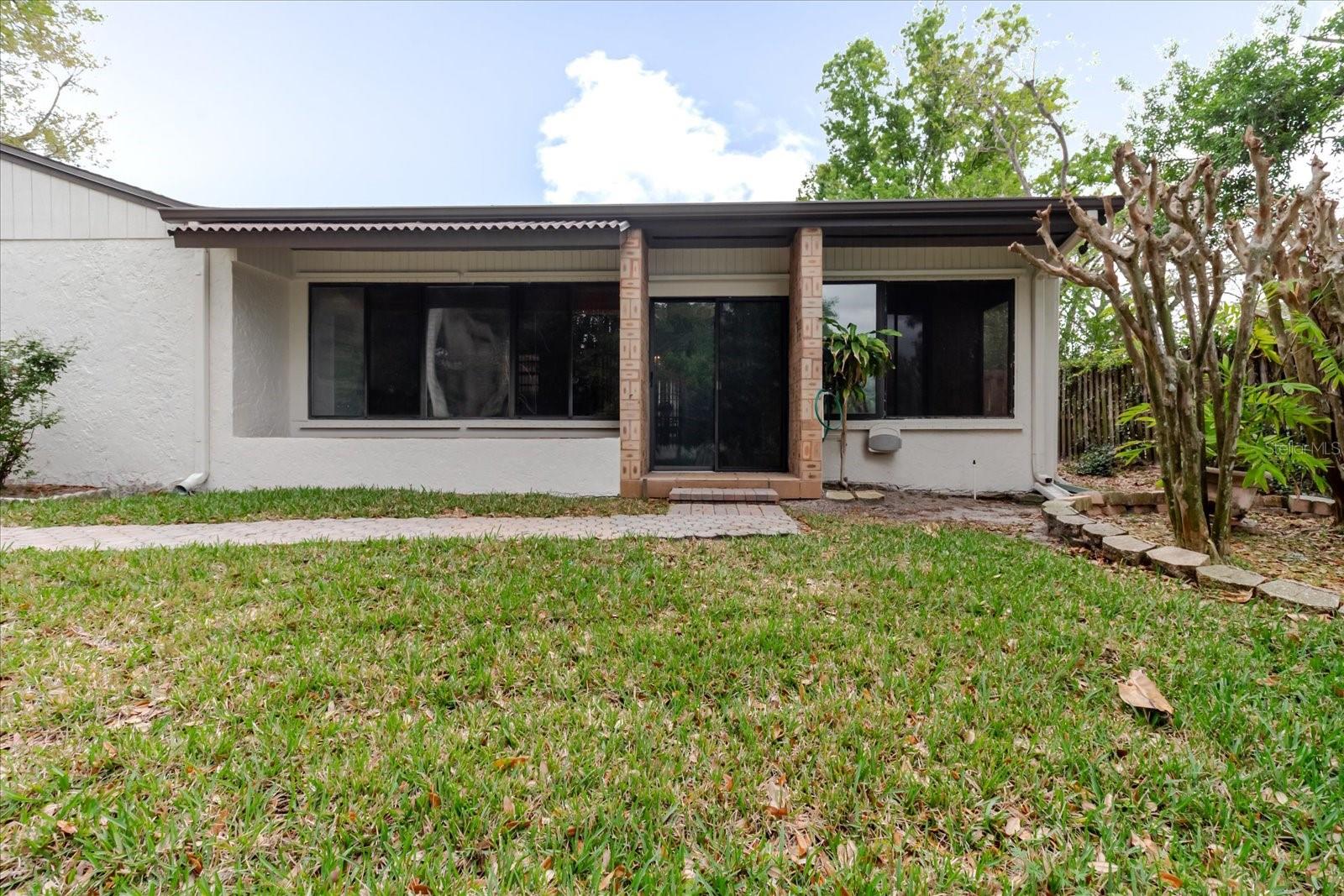 8222 LA SERENA DR — photo 84