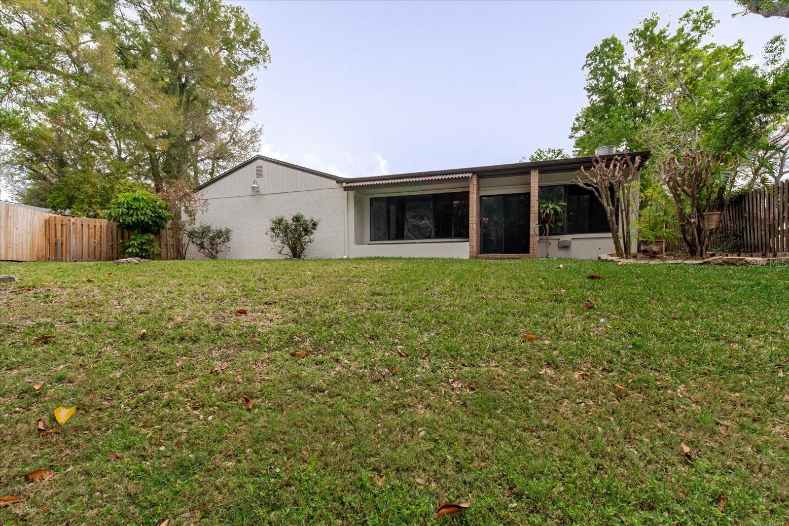 8222 LA SERENA DR — photo 87
