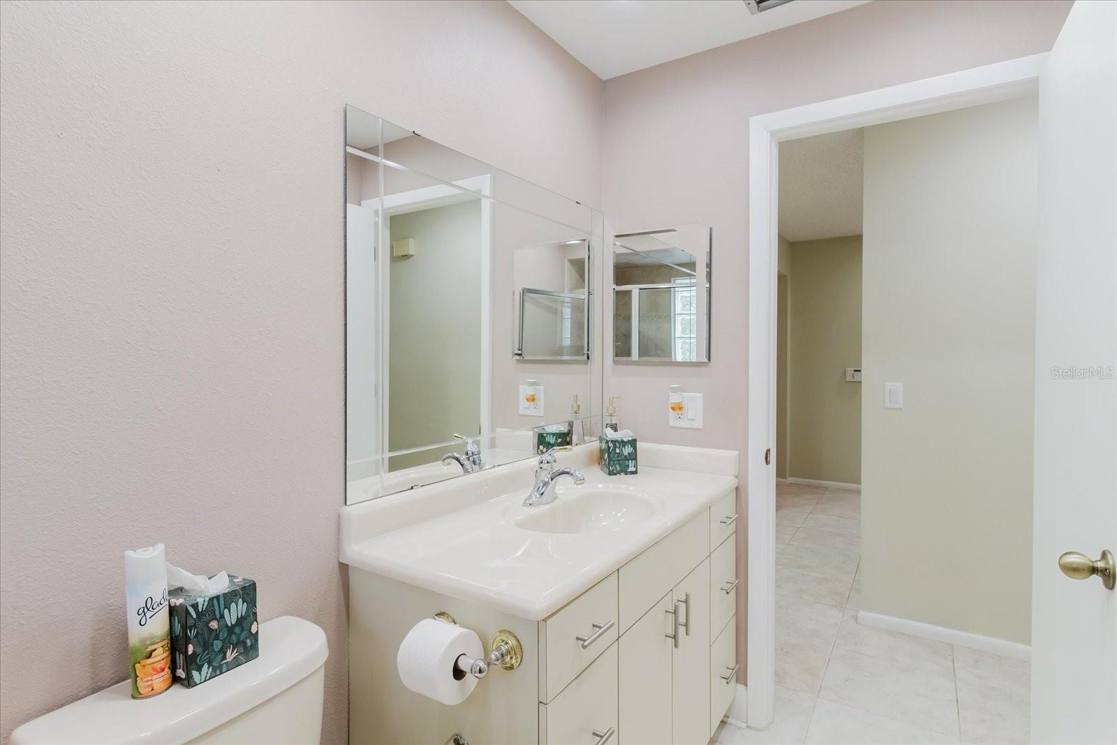 8222 LA SERENA DR — photo 54