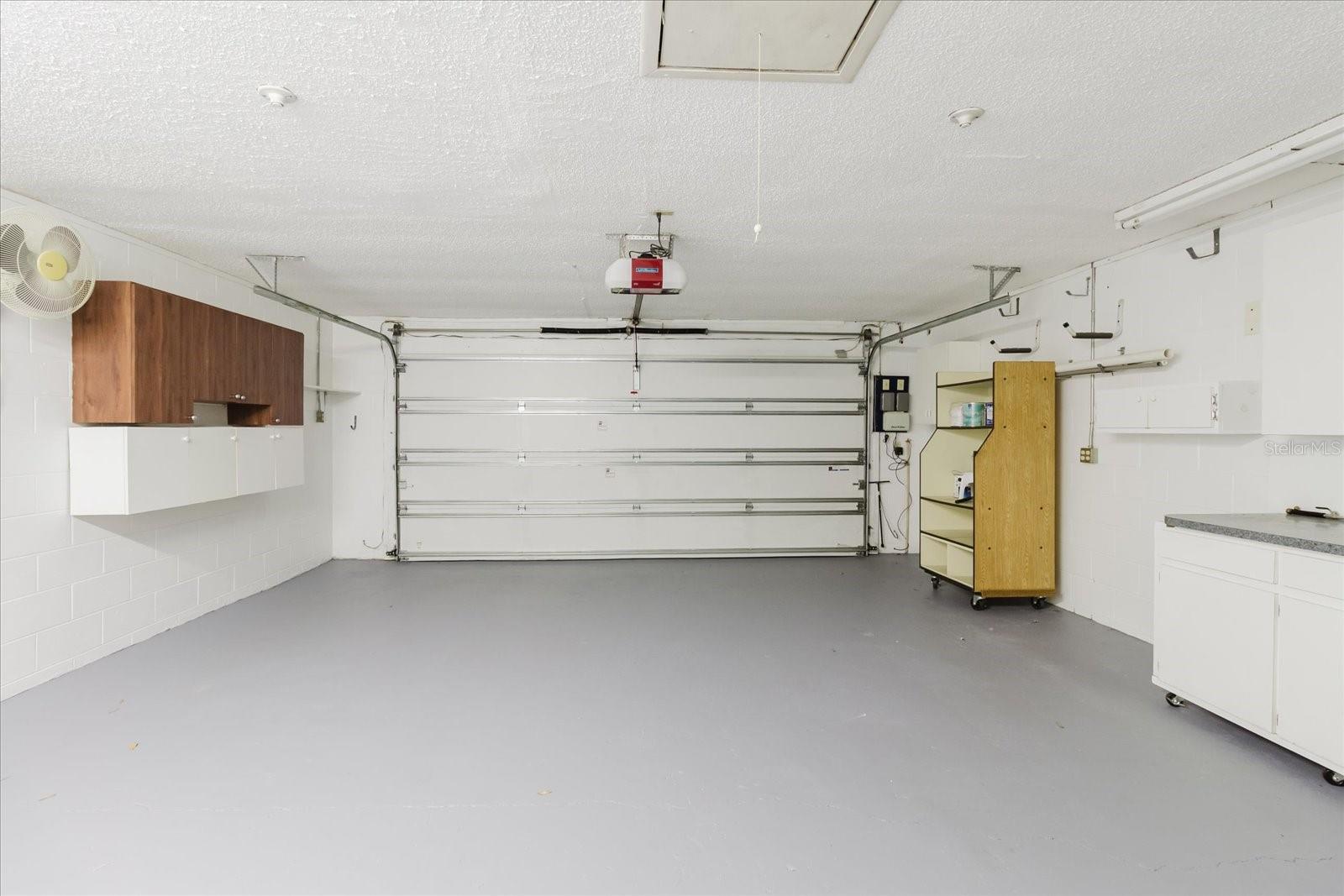 8222 LA SERENA DR — photo 63