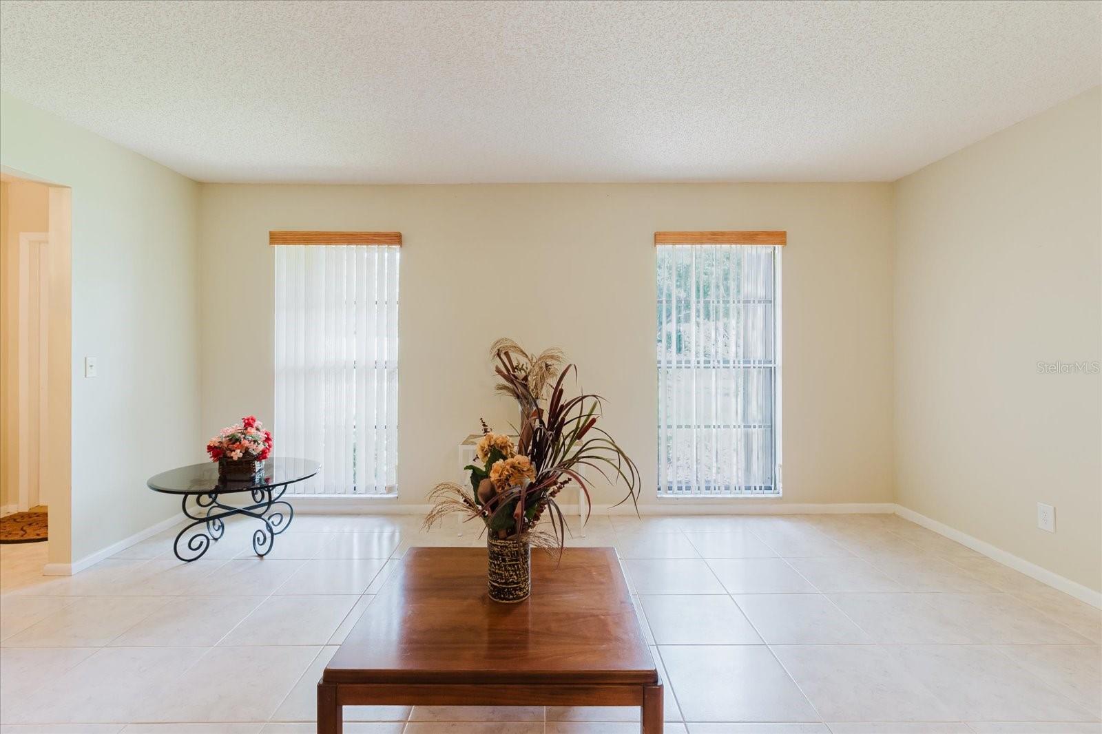 8222 LA SERENA DR — photo 19