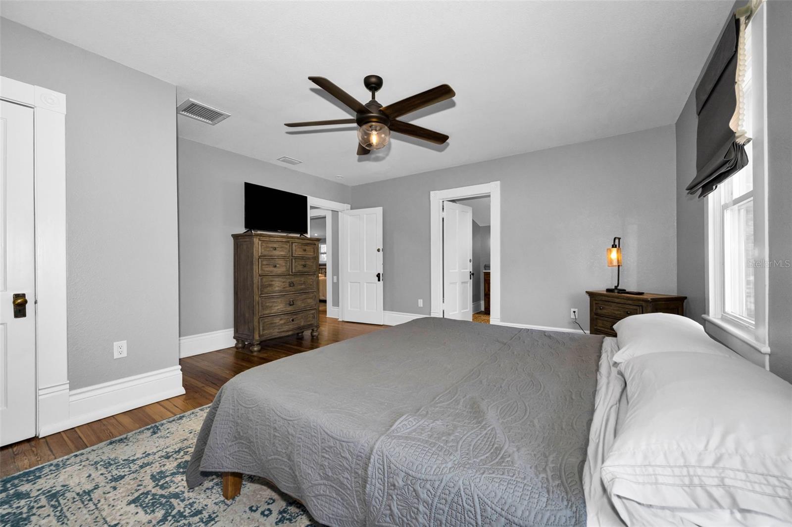 133 N PINELLAS AVE — photo 39
