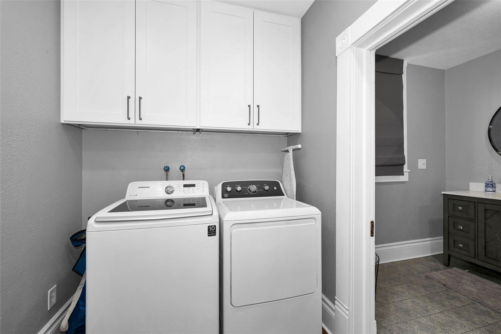 133 N PINELLAS AVE — photo 54