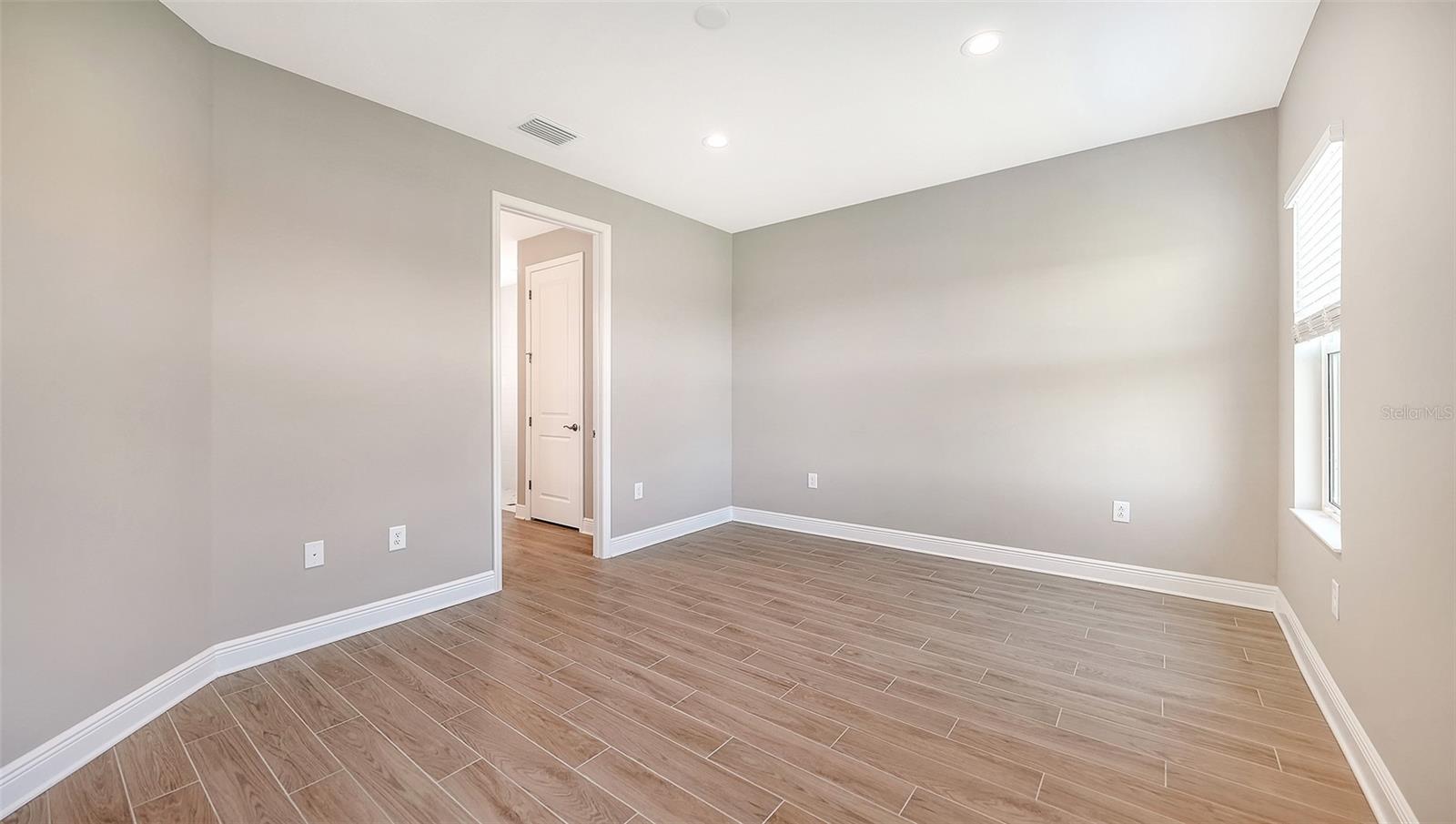 17771 SYLVESTER DR — photo 17