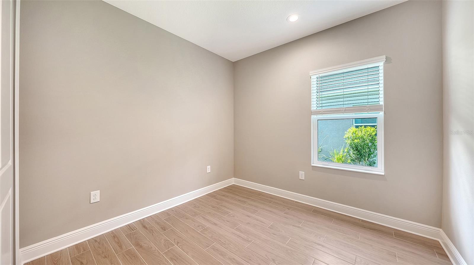 17771 SYLVESTER DR — photo 28