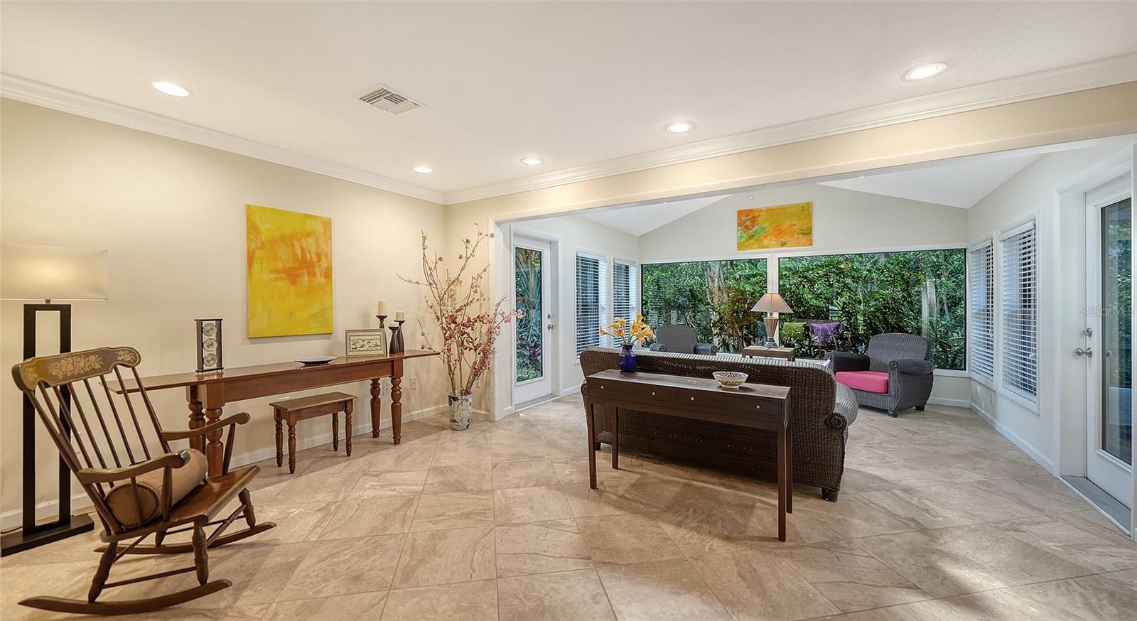 5345 SIESTA CT — photo 12