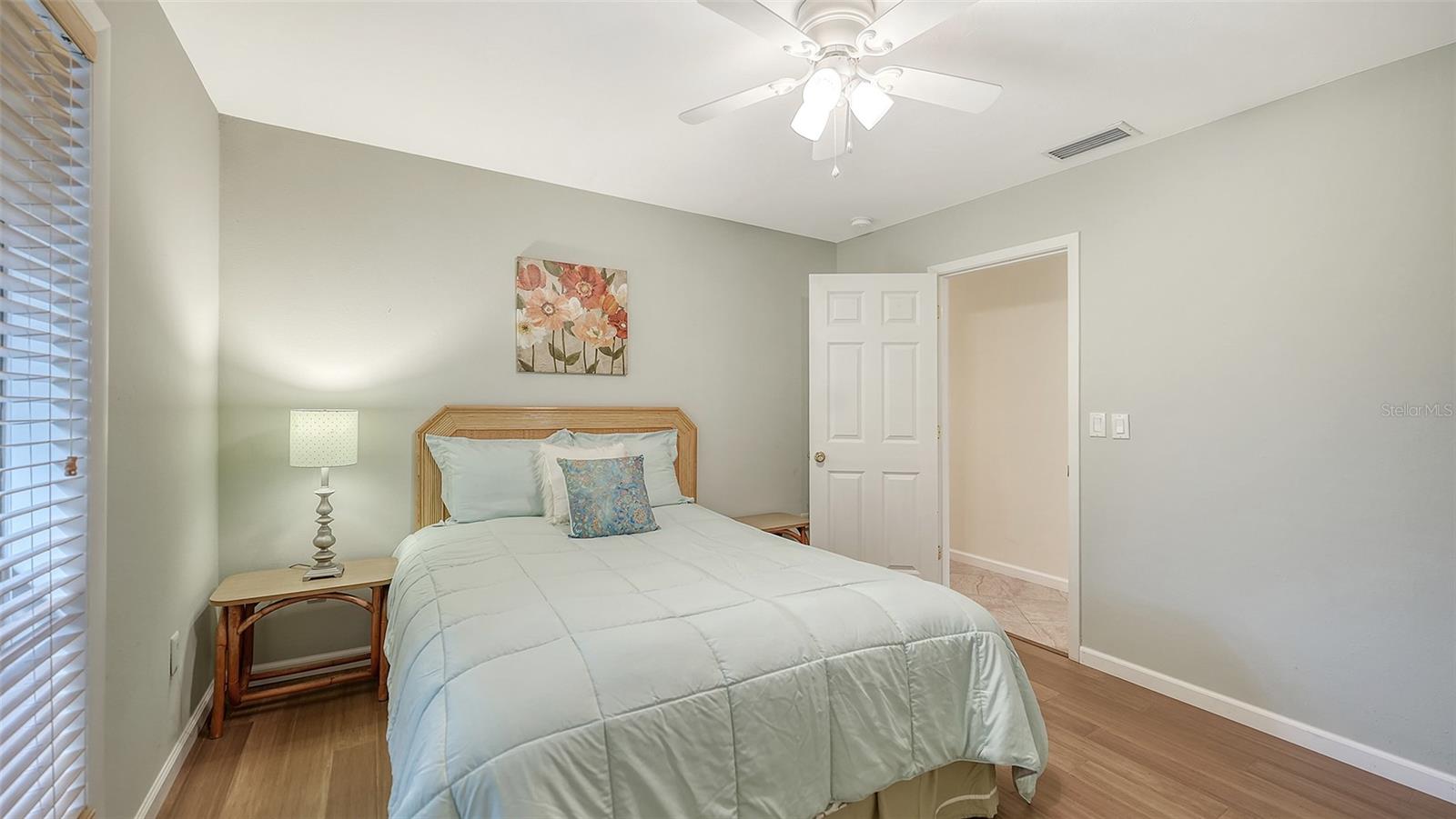 5345 SIESTA CT — photo 21