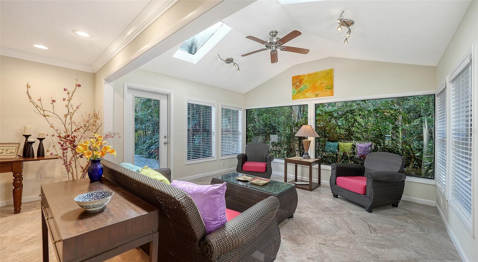 5345 SIESTA CT — photo 13