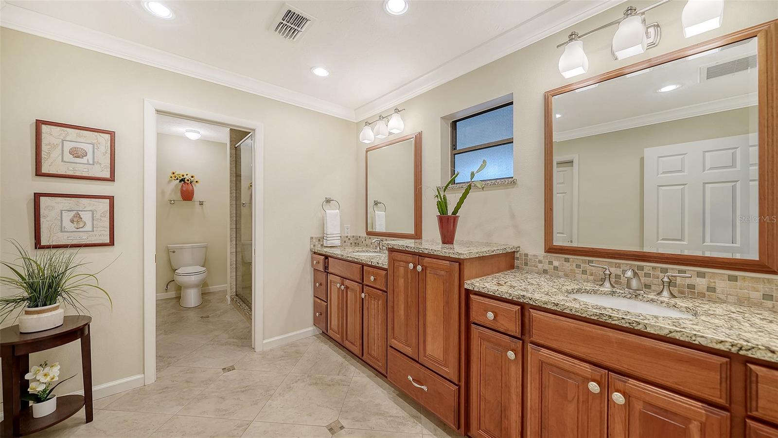 5345 SIESTA CT — photo 17