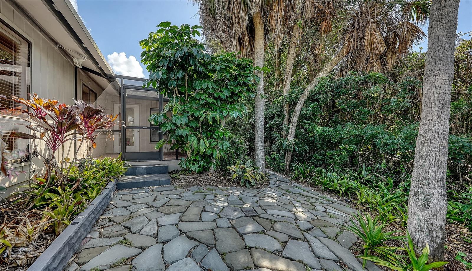 5345 SIESTA CT — photo 26