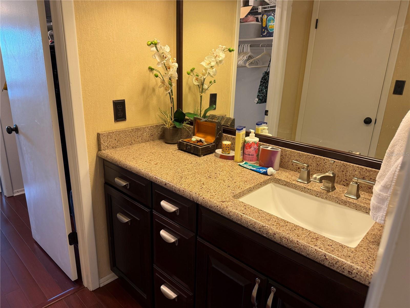 1706 BELLEAIR FOREST DR #226 — photo 13