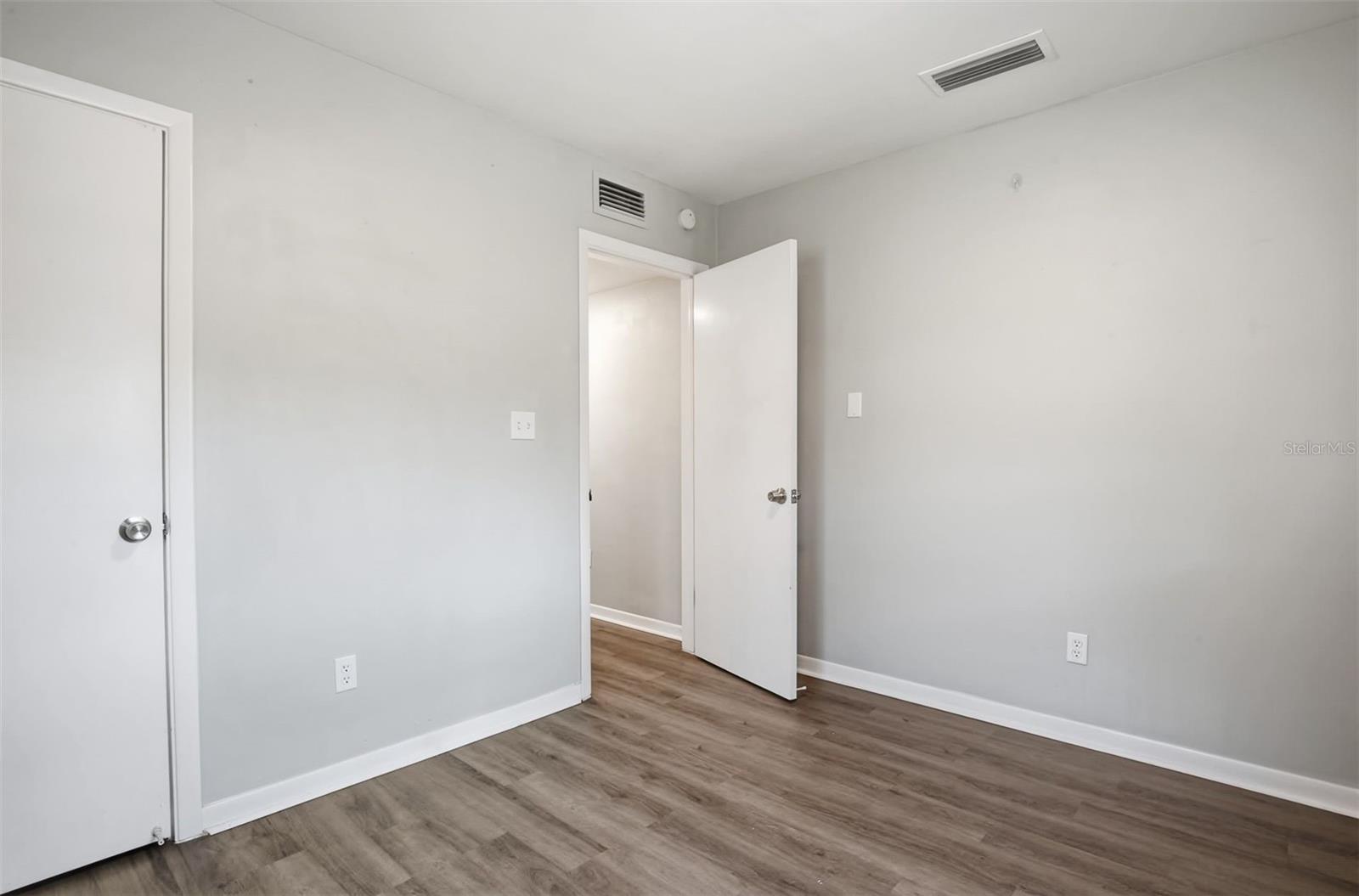 1477 S PRESCOTT AVE — photo 22