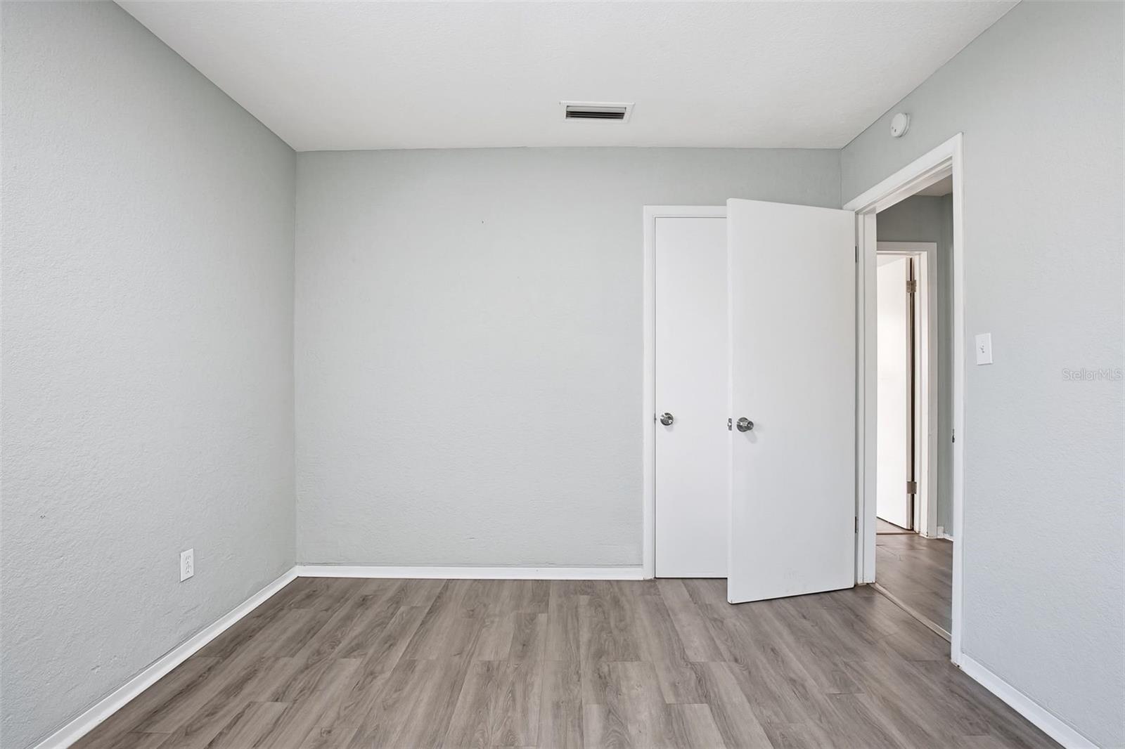1477 S PRESCOTT AVE — photo 24