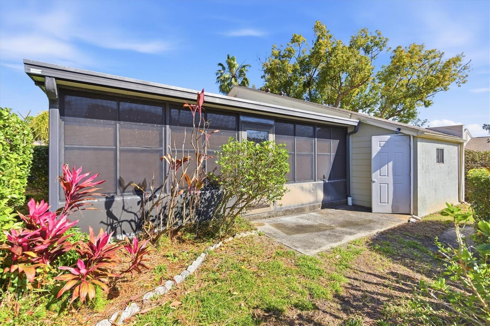 36 WINDRUSH BAY DR #36 — photo 31