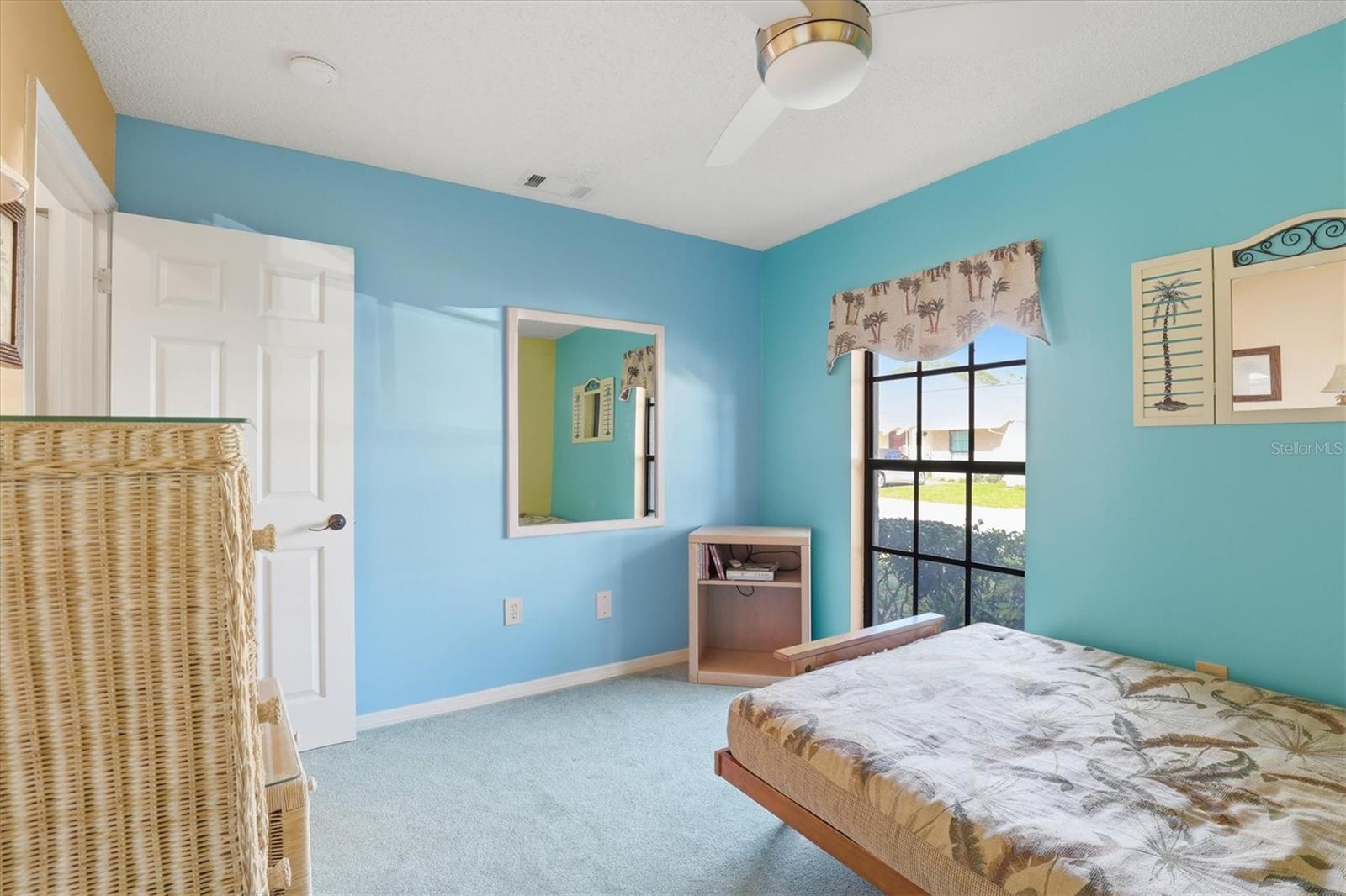 36 WINDRUSH BAY DR #36 — photo 25