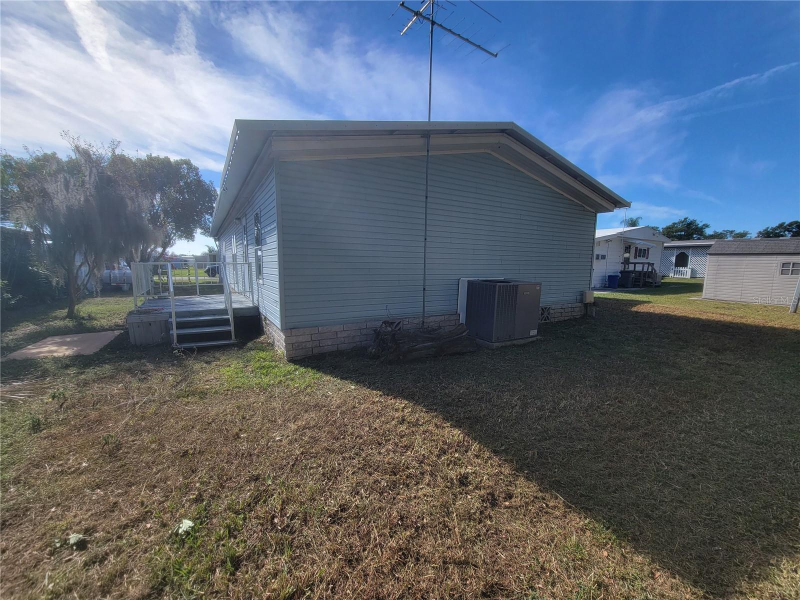 36603 JODI AVE — photo 39