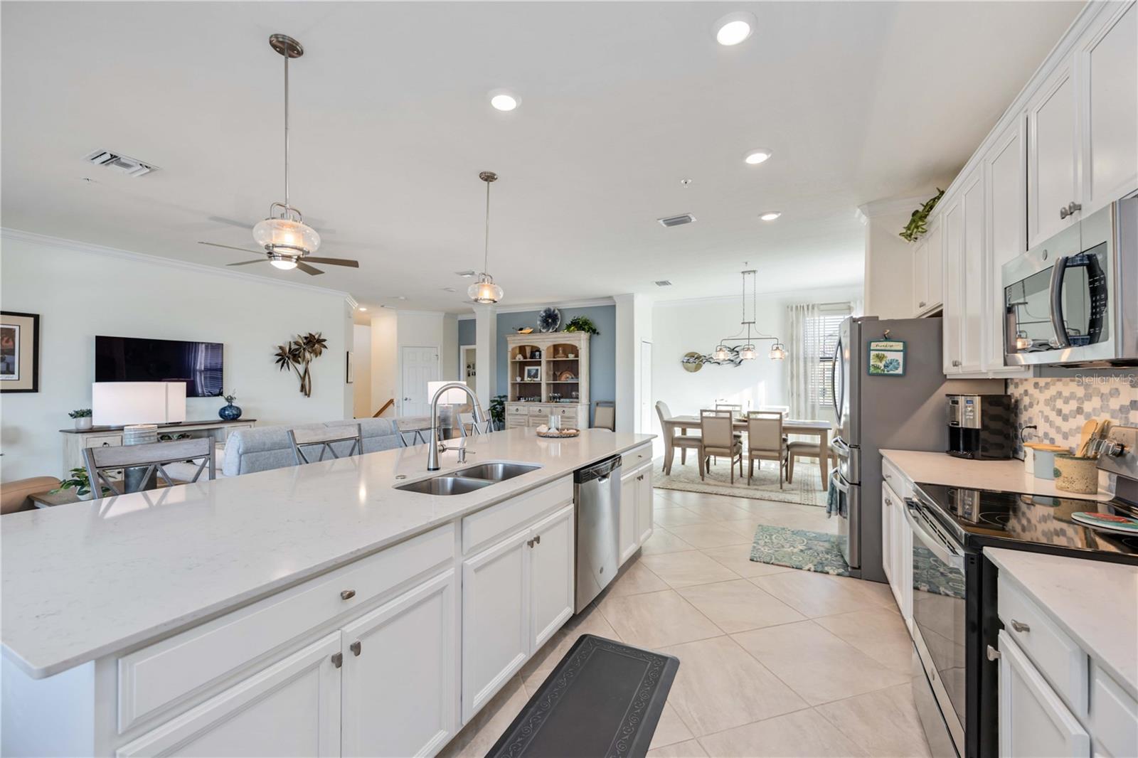 12485 GHIBERTI CIR #201 — photo 14
