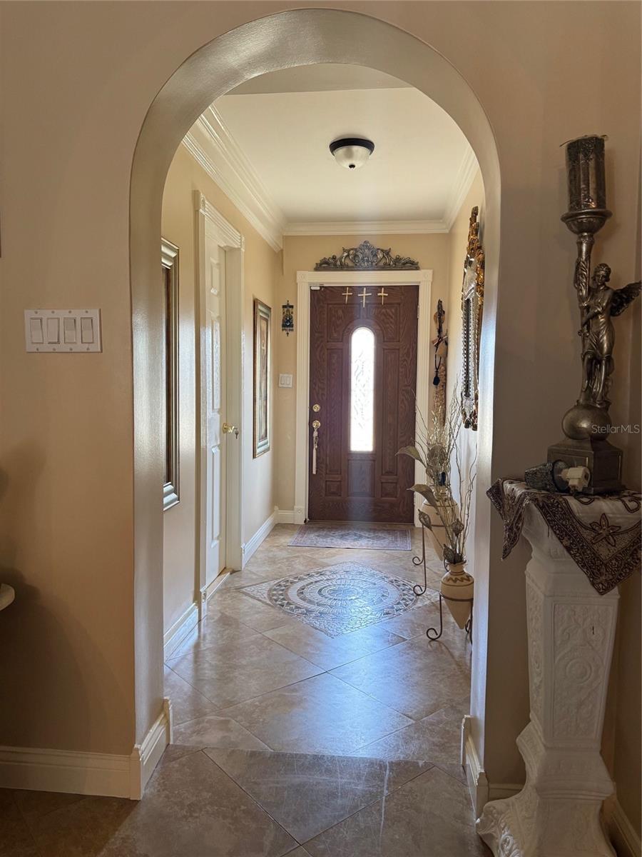9201 BARRINGTON LN — photo 2