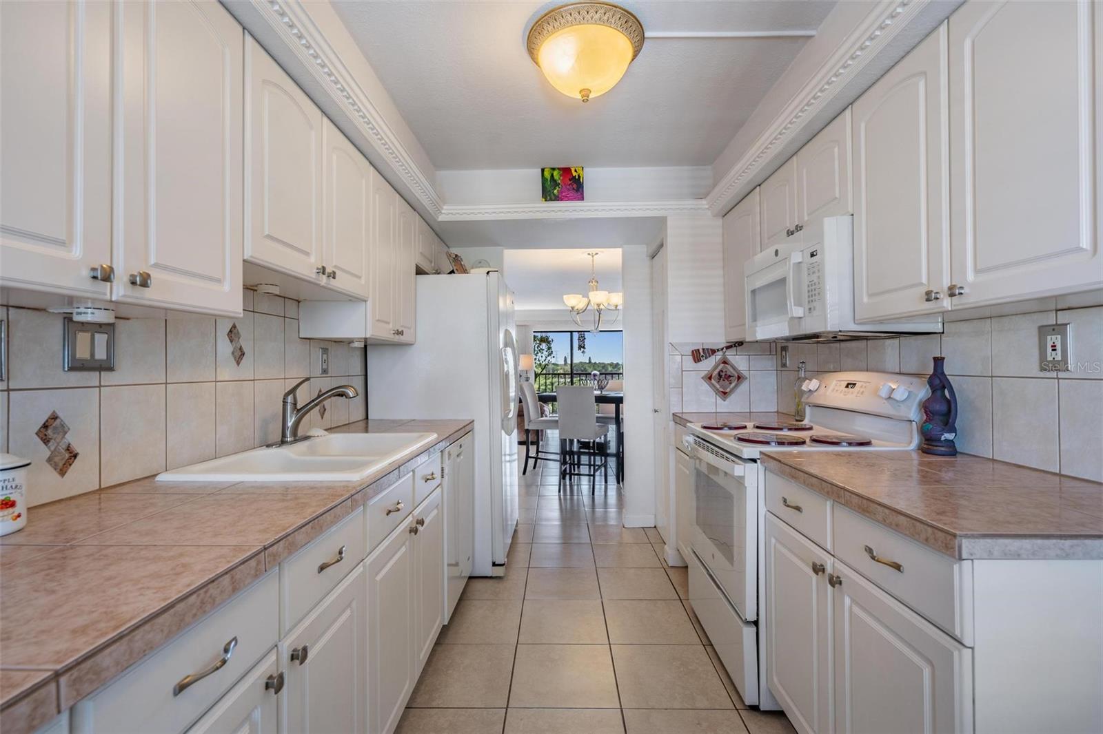 2900 COVE CAY DR #7B — photo 25
