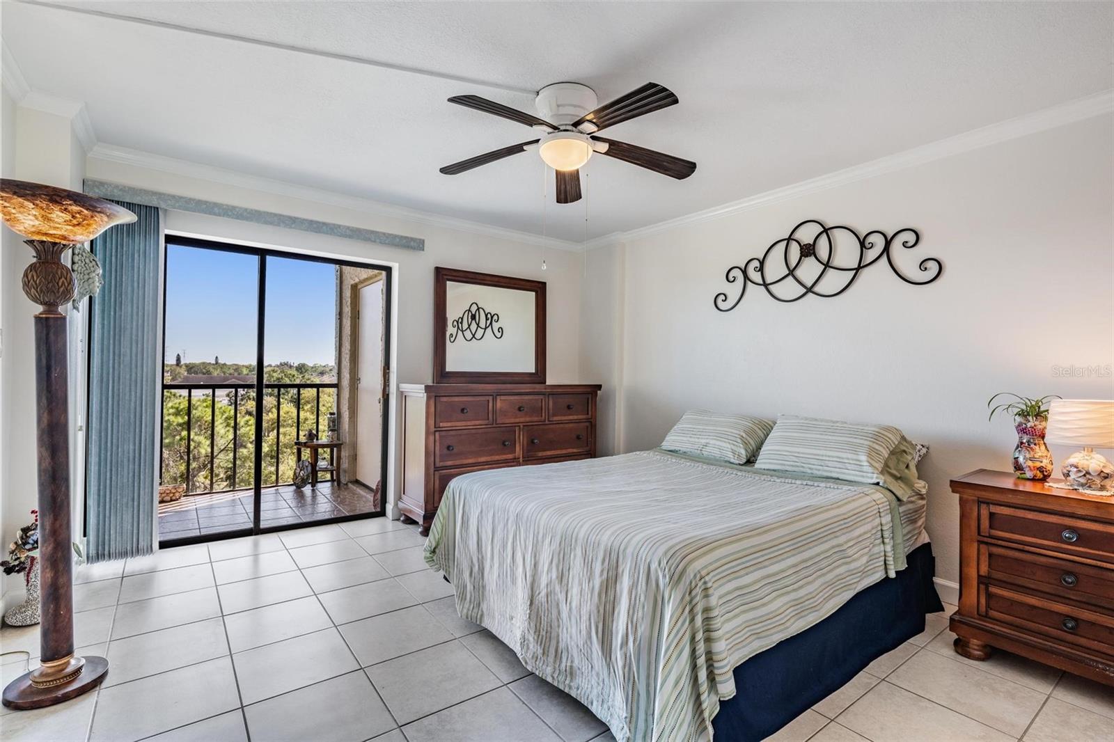 2900 COVE CAY DR #7B — photo 16