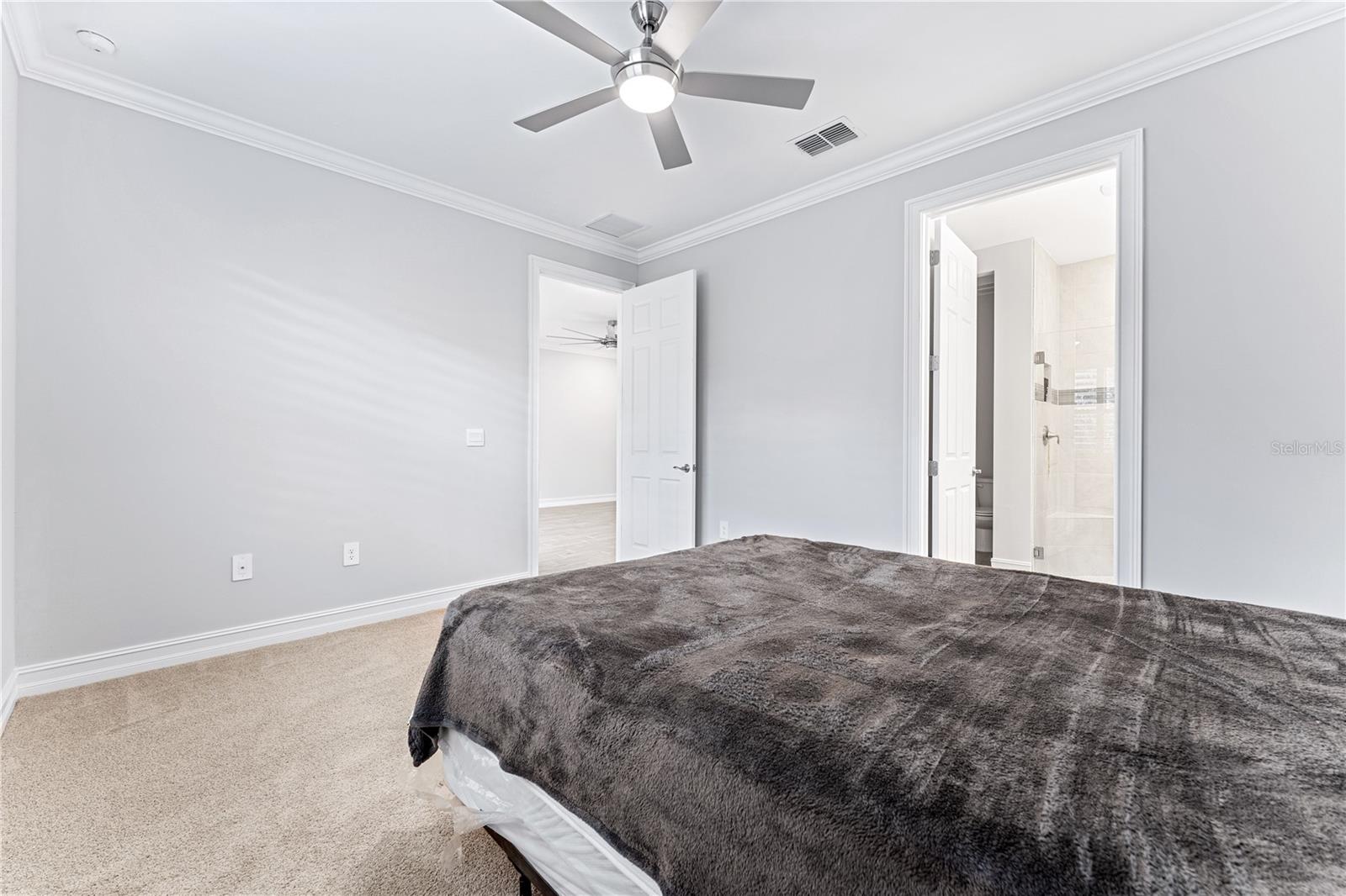 192 SOLIERA ST — photo 17