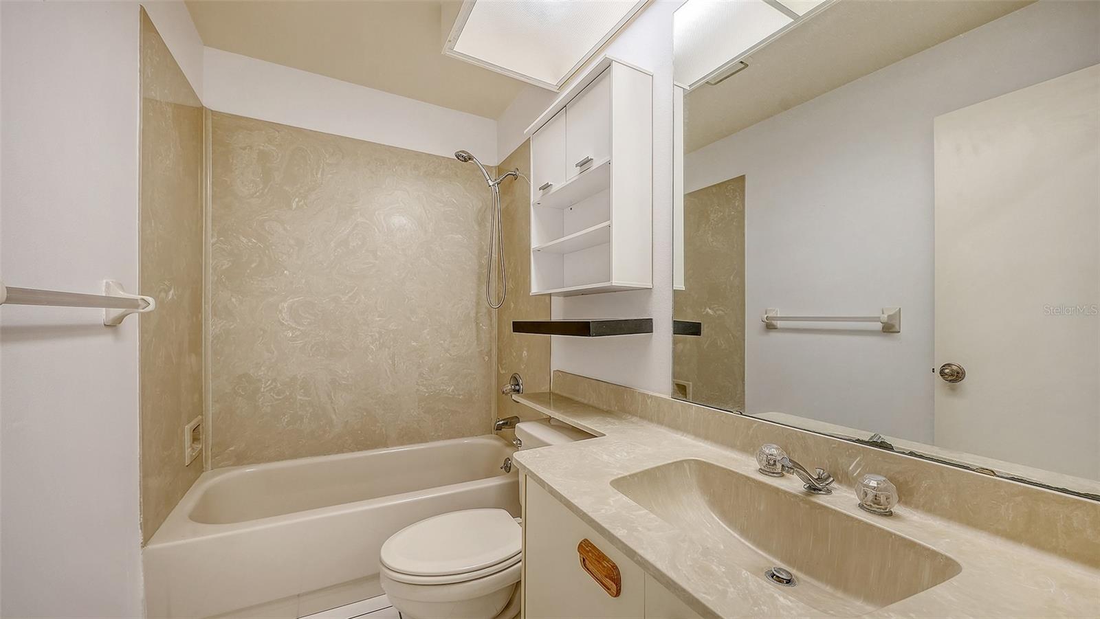 4557 KINGSMERE #23 — photo 21