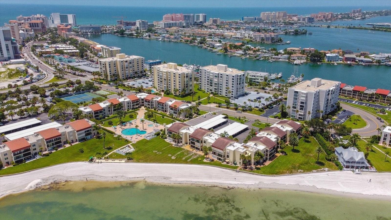 865 S GULFVIEW BLVD #207 — photo 3