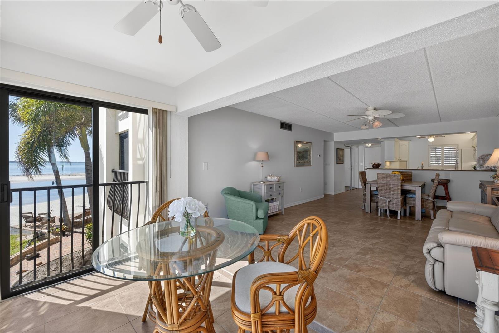865 S GULFVIEW BLVD #207 — photo 8