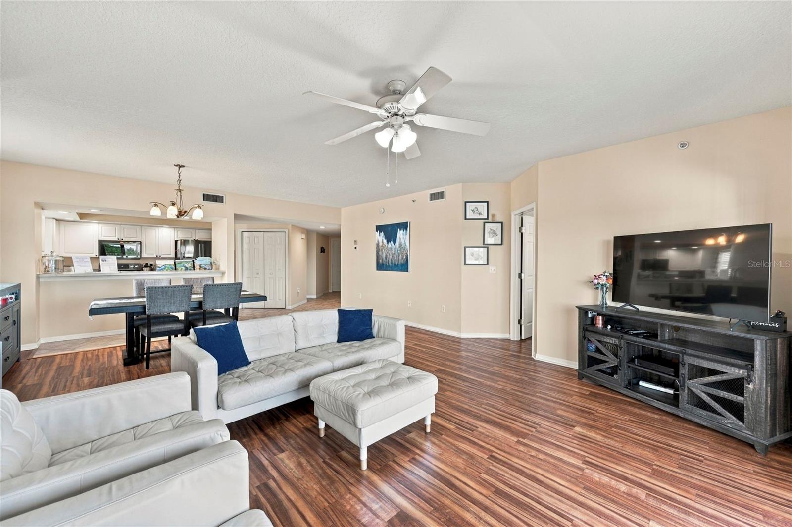 1200 COUNTRY CLUB DR #1206 — photo 23