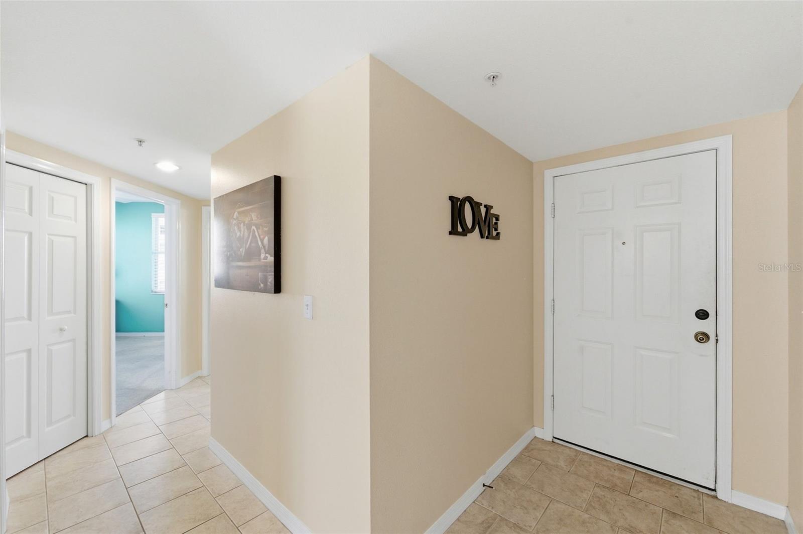 1200 COUNTRY CLUB DR #1206 — photo 32