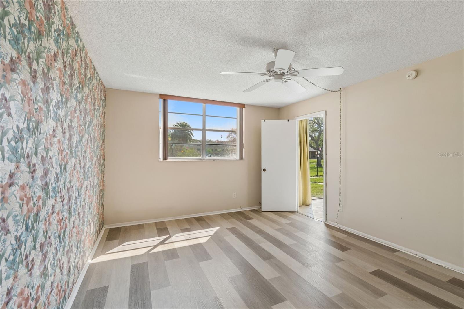 5095 BAY ST NE #110 — photo 12