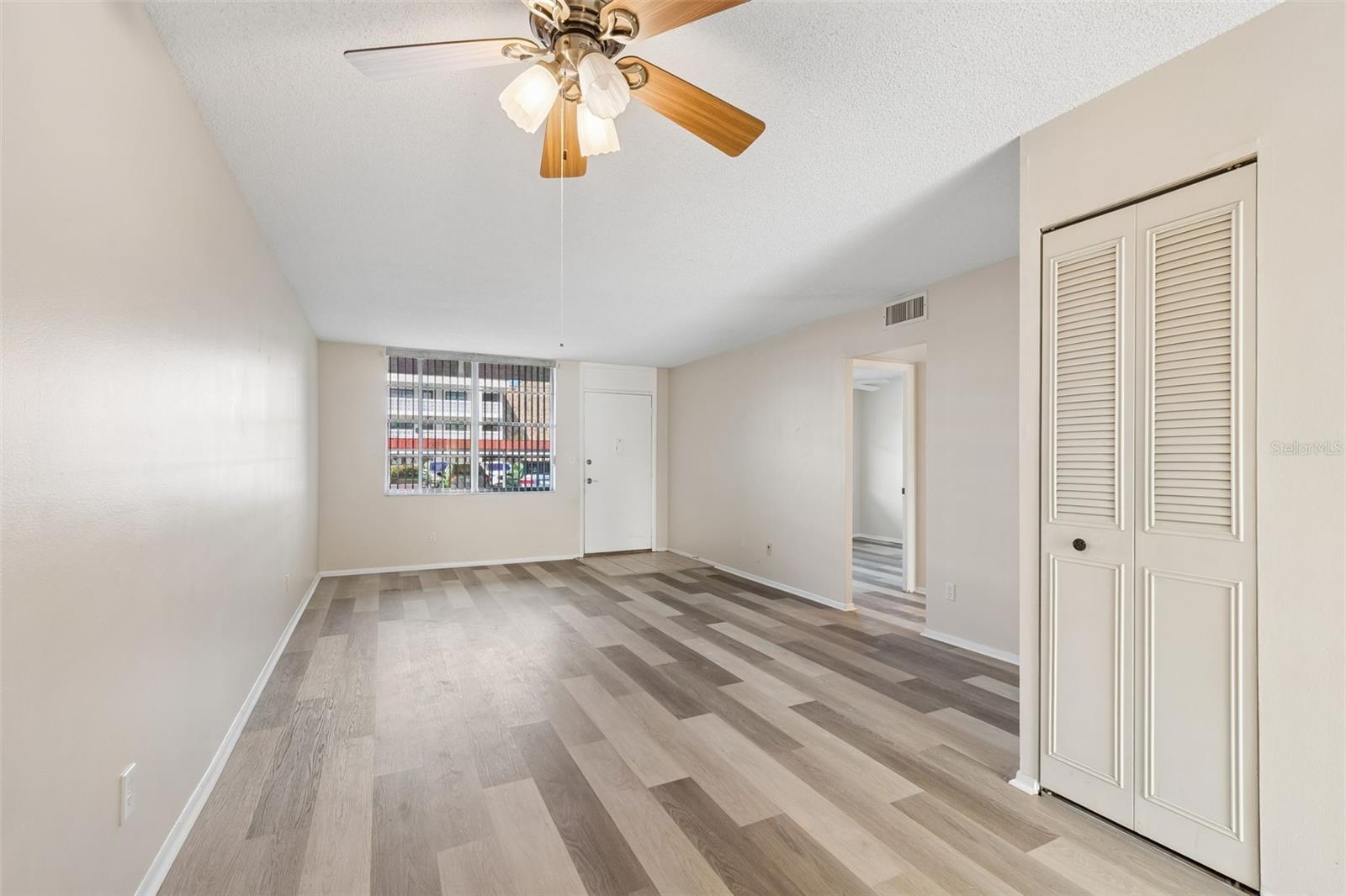 5095 BAY ST NE #110 — photo 4