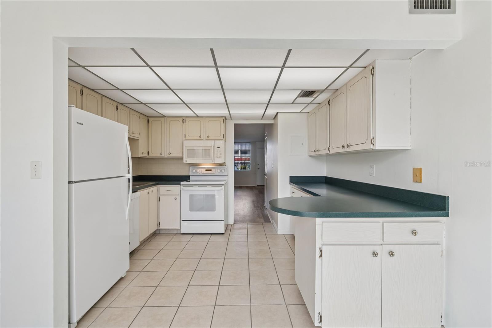 5095 BAY ST NE #110 — photo 6