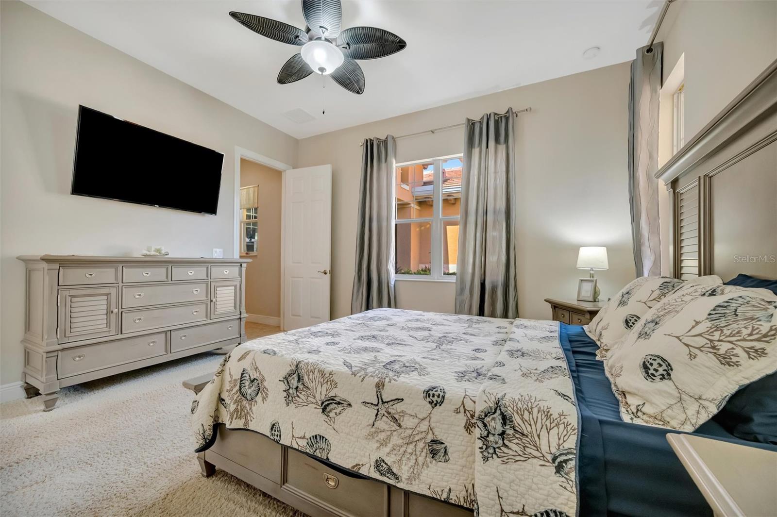 1022 KESTREL CT — photo 48
