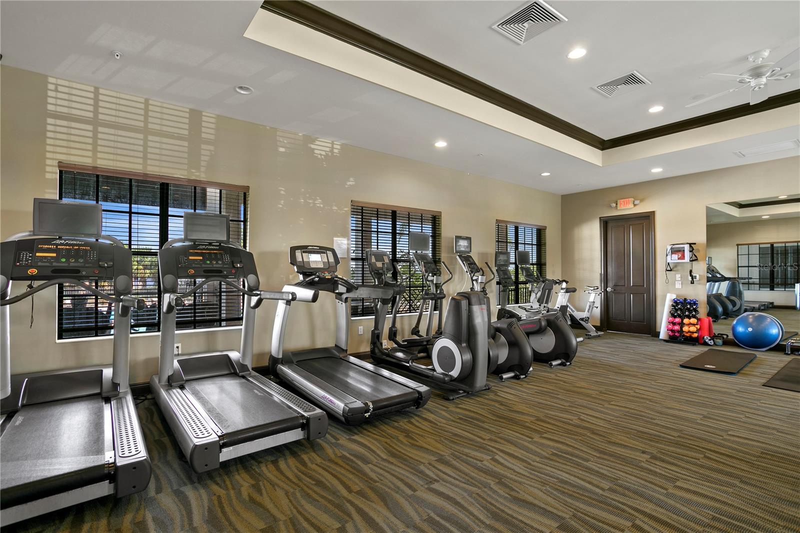 1022 KESTREL CT — photo 95