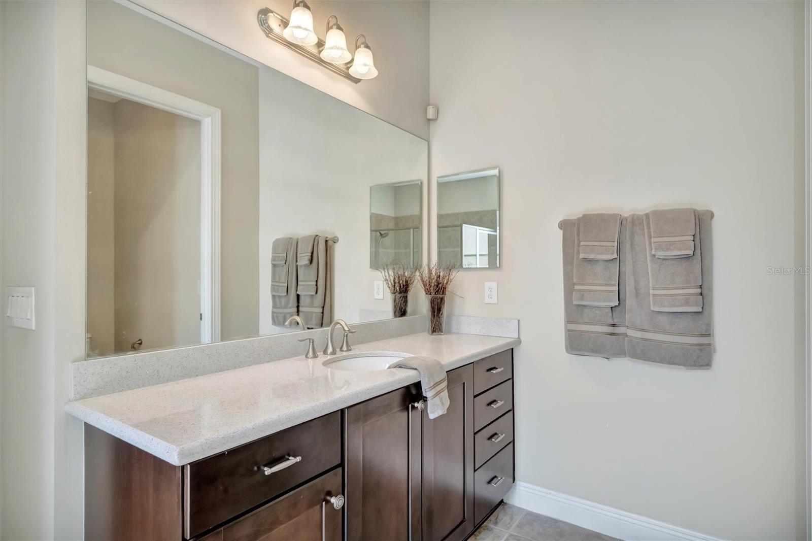 1022 KESTREL CT — photo 44